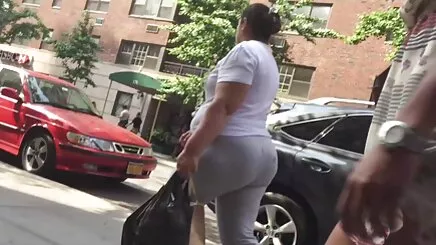 Nữ vlxx thu dam đã cố gắng để nghiên cứu