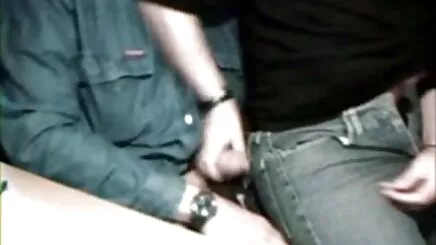 Đồng tính vlxx nguoi va thu