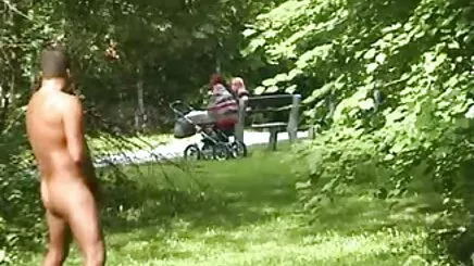 tiểu vlxx cho khổng lồ