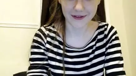 ECHTER CHÂN vlxx gái xinh THỰC RA NƯỚC TỪ HAI MELANIE