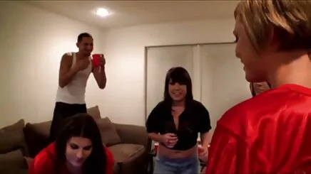 Đôi khi Ngọt tên Trộm đã vlxx cổ trang để đối phó với nó.