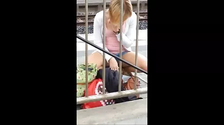 Maya Hôn mông đen khổng lồ vlxx nang dau