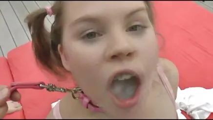 chunky vlxx 3x với đồ chơi của mình