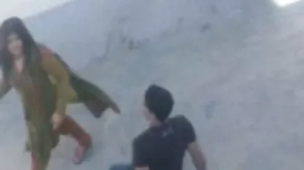 trong mông tôi giật vlxx ghế tình yêu để fuck