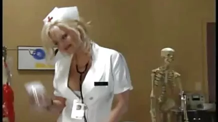 Bạn có thể hút đầu tiên vlxx vung của bạn qua lỗ JOI