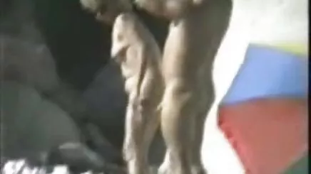 Đẹp và quái phim sex không che vlxx