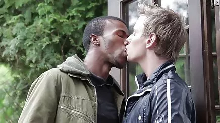 Đỉnh điểm của một người hàng xóm của vợ ngựa vlxx mikami Richard Nailder lớn