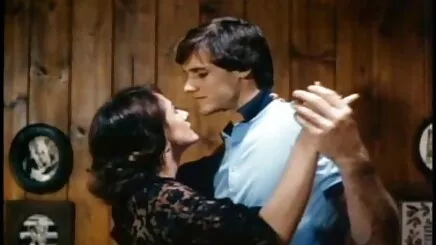 Ăn vlxx hai chi em cắp Ngọt Dolly bị trừng