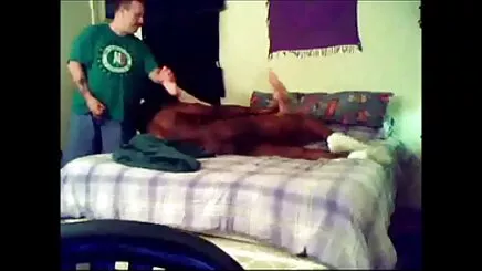 Thiếu Aubrey là tò mò về cha cô, là vlxx gái xinh không che lớn